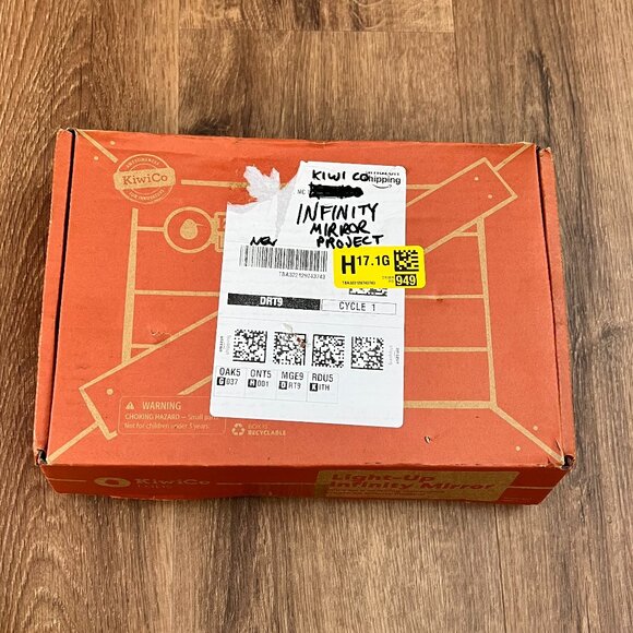 NEW KiwiCo Light-Up Infinity Mirror Tinker STEAM Crate age 9+ - Picture 6 of 8